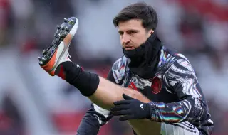 Играчите на Ман Юнайтед лобират за нов договор на Хари Магуайър