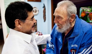 Фидел Кастро - човекът, спасил Марадона