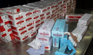 Четирима българи, „облепени” с 891 кутии цигари на Дунав мост