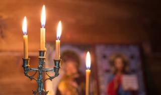 Кой има имен ден днес, 12 декември 2025 г. Честито!