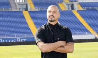 Наско Сираков ще гони Божинов от Левски