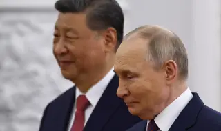 Путин и Си Дзинпин демонстрират единство срещу "неонацизма" на фона на войната в Украйна