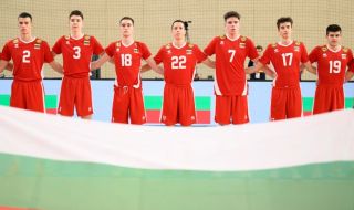 17-годишните българи спечелиха среброто на Евроволей 2023