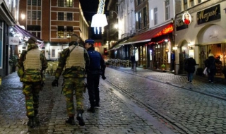 Белгийските власти издирват двама терористи