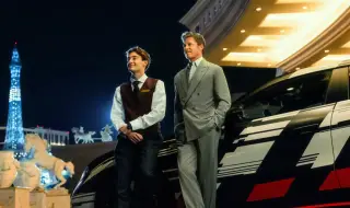 Холивудски блясък и хиляда "коня": Брад Пит и Джордж Ръсел взривиха Лас Вегас с "чудовище" от Mercedes-AMG (ВИДЕО)