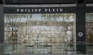 Филип Плейн затвори магазина си в България 