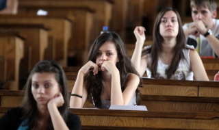 Цар Симеон и Съединението се падна в Алма матер