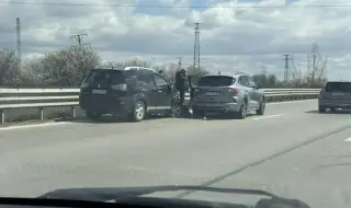 Две катастрофи причиниха задръстване на изхода на София в началото на АМ „Тракия“