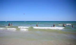 Bad news for the beaches in Dobrichko and Varna: Fecal waters are pouring out over the weekend, and the authorities are 