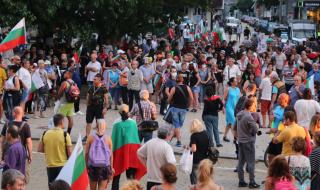Двадесет и шести ден барикади в София, блокирани са 3 ключови точки