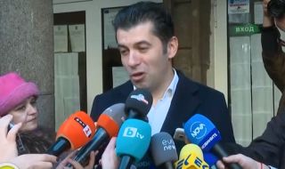 Кирил Петков: Гласувах за нормално европейско правителство. За това третата ми дъщеря да се върне в България