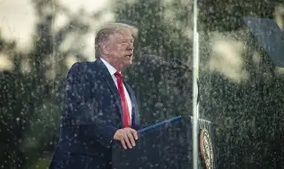 Donald Trump to Iranians: Help is on the way! Keep fighting 