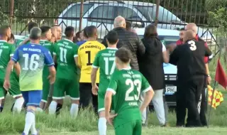 Голямо меле на мач от Б Областна група Бургас (ВИДЕО)
