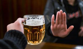 Какво се случва, ако откажете алкохола за седмица?