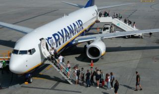 Rуаnаіr: Cpeднaтa цeнa нa билeтитe щe e 50 eвpo пpeз cлeдвaщитe 5 гoдини