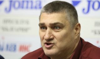 Любо Ганев: Във федерацията по волейбол нямаме притеснения за финансите