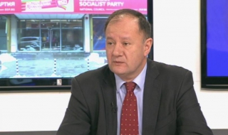 Миков: Ние не сме против да се изнасят фактите около КТБ