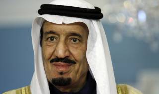 Саудитският крал поздрави Тръмп за удара в Сирия