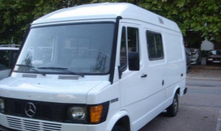 Крадат кози с Mercedes