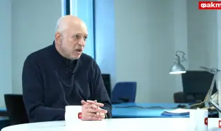 Проф. Велислав Минеков пред ФАКТИ: Тези хора, които бяха на площада, просто мразеха, мразех и аз (ВИДЕО)