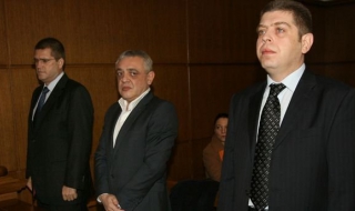 Шефът на ДАНС дава на съда уроци по право