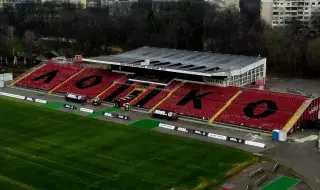 Обществената поръчка за ремонт на стадион "Локомотив" в София бе прекратена заради сериозни нарушения