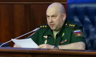Забелязаха "генерал Армагедон" в Кремъл