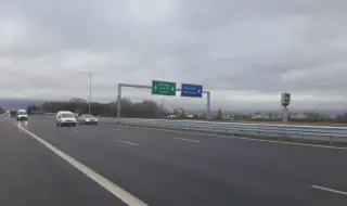 Очаква се искане за постоянен арест на шофьора, блъснал патрулката, в която загина полицай