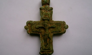 Кипър ни връща ценен средновековен кръст