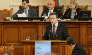 Стоилов: Правителството не е показало управленска програма