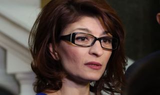 Десислава Атанасова подава жалба срещу Морфов заради Евгени Будинов