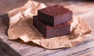 Рецепта на деня: Бързи шоколадови блокчета без брашно