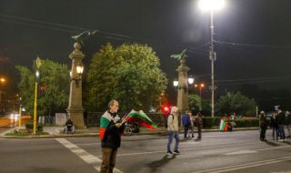 Ден 153: Отново блокада на Орлов мост и призиви за оставка