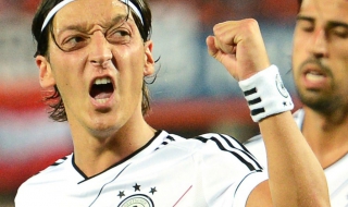 Арсенал привлече Йозил, счупи рекорда си