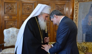 Плевнелиев посети патриарха