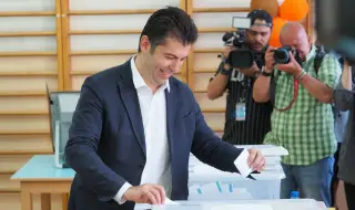 Кирил Петков:  Всички българи, които милеят за България, да излязат да гласуват