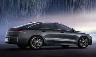 Москвич подготвя бизнес седан, който да замени Toyota Camry