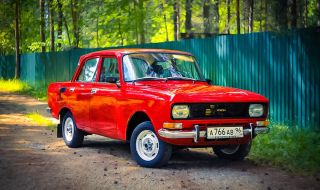 Продава се колекция от класически съветски автомобили