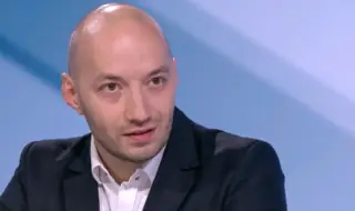 Социолози: Ако Румен Радев не се включи сега в предсрочните избори, той приключва