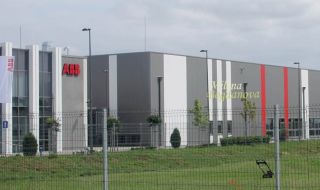 Една от големите швейцарски компании с производство у нас инвестира 45 млн. франка в нов завод в родината си