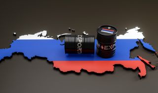 Ембаргото на ЕС върху горивата от Русия влезе в сила, но не и за България