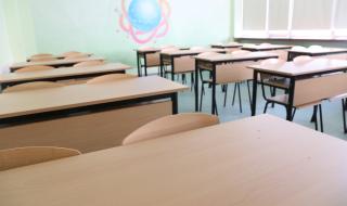 Красимир Вълчев: Учители ще работят с учениците, диагностицирани с коронавирус, чрез виртуална връзка