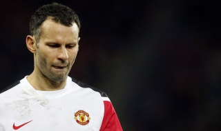 Легендата Гигс - още година в Юнайтед