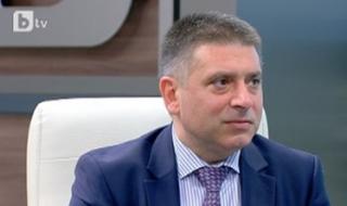 Данаил Кирилов поиска ВСС да уволни корумпирания съдия