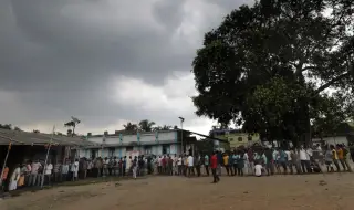 Над 30 служители на избирателни секции загинаха в резултат на жегите в Индия