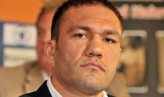 Кубрат Пулев няма да се боксира в България