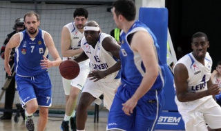 Левски пак на финал в Балканската лига