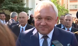 Министър Демерджиев разпореди проверка на складовете за боеприпаси в страната 