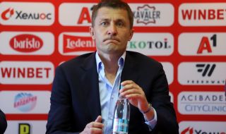 Съсобствениците на ЦСКА с продължителен разговор с треньора Саша Илич