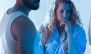 Защо ни привличат неподходящите за нас хора